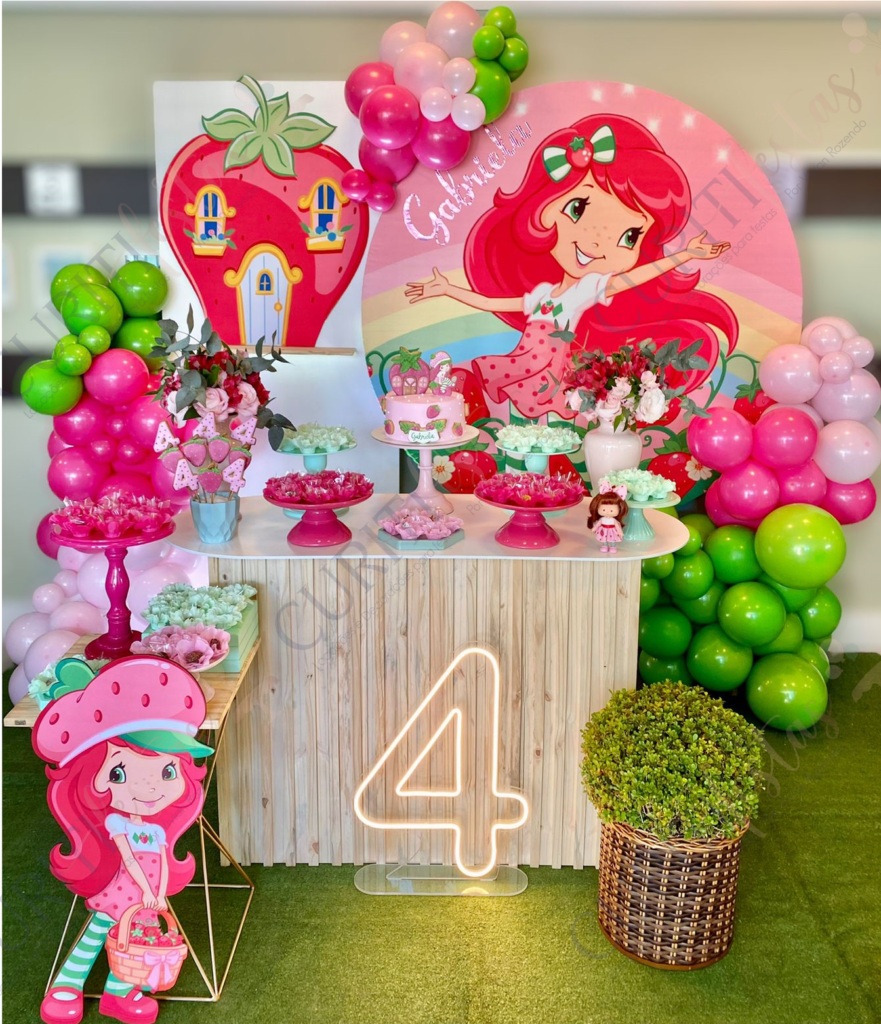 Decoração de Festa Tema Moranguinho para Locação - Curitifestas
